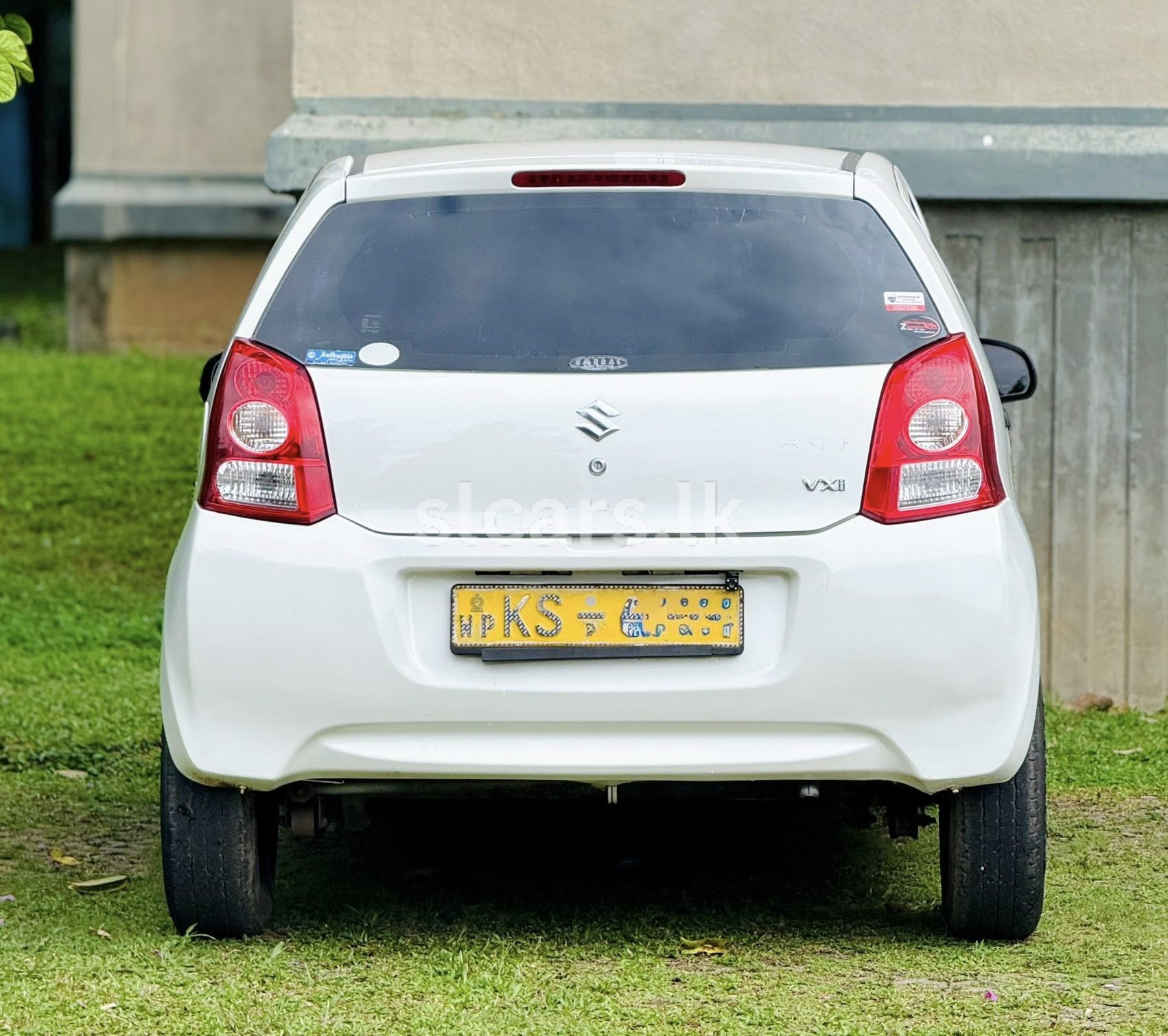 Vehicle Image 4