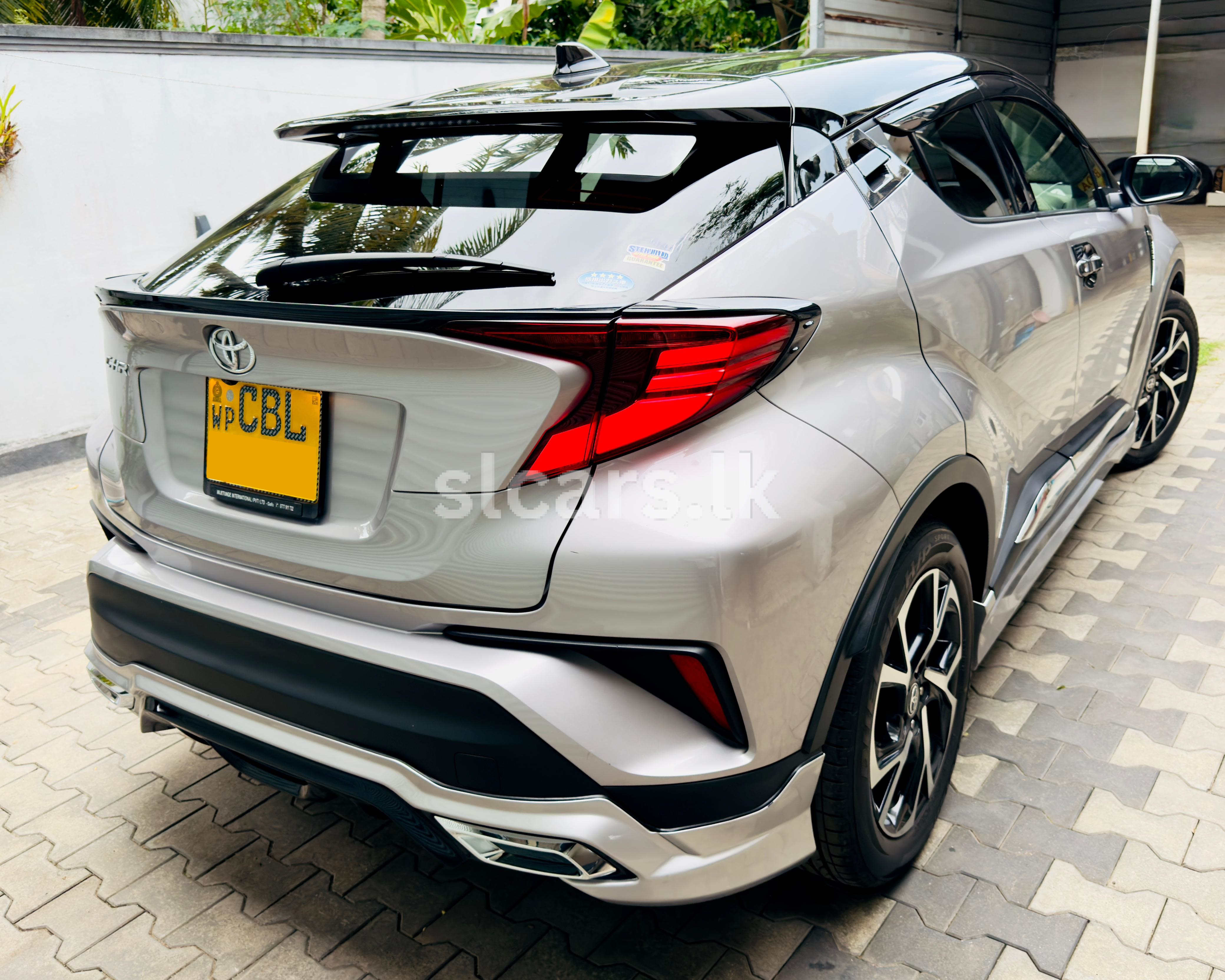 Vehicle Image 5