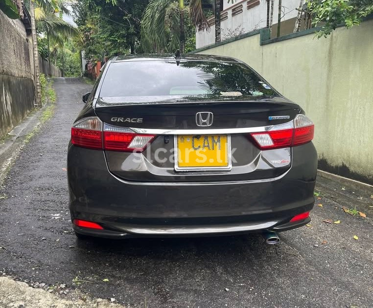 Vehicle Image 5