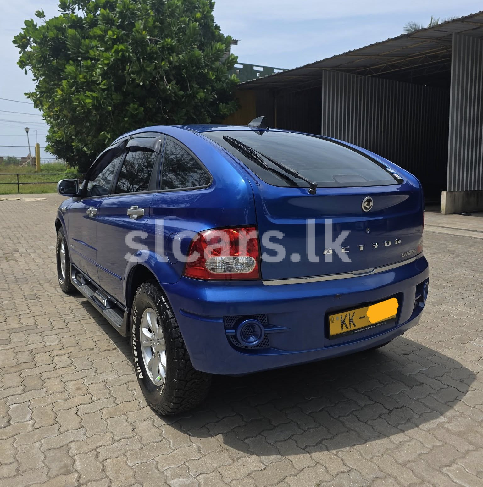 Vehicle Image 6