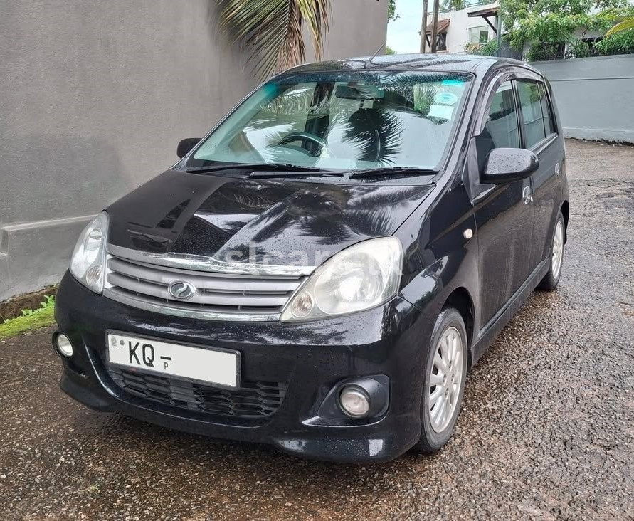 Vehicle Image 4