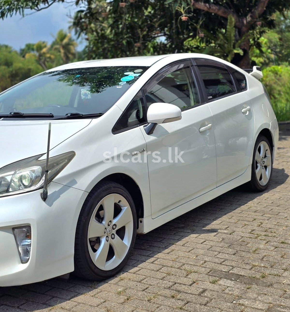 Vehicle Image 5